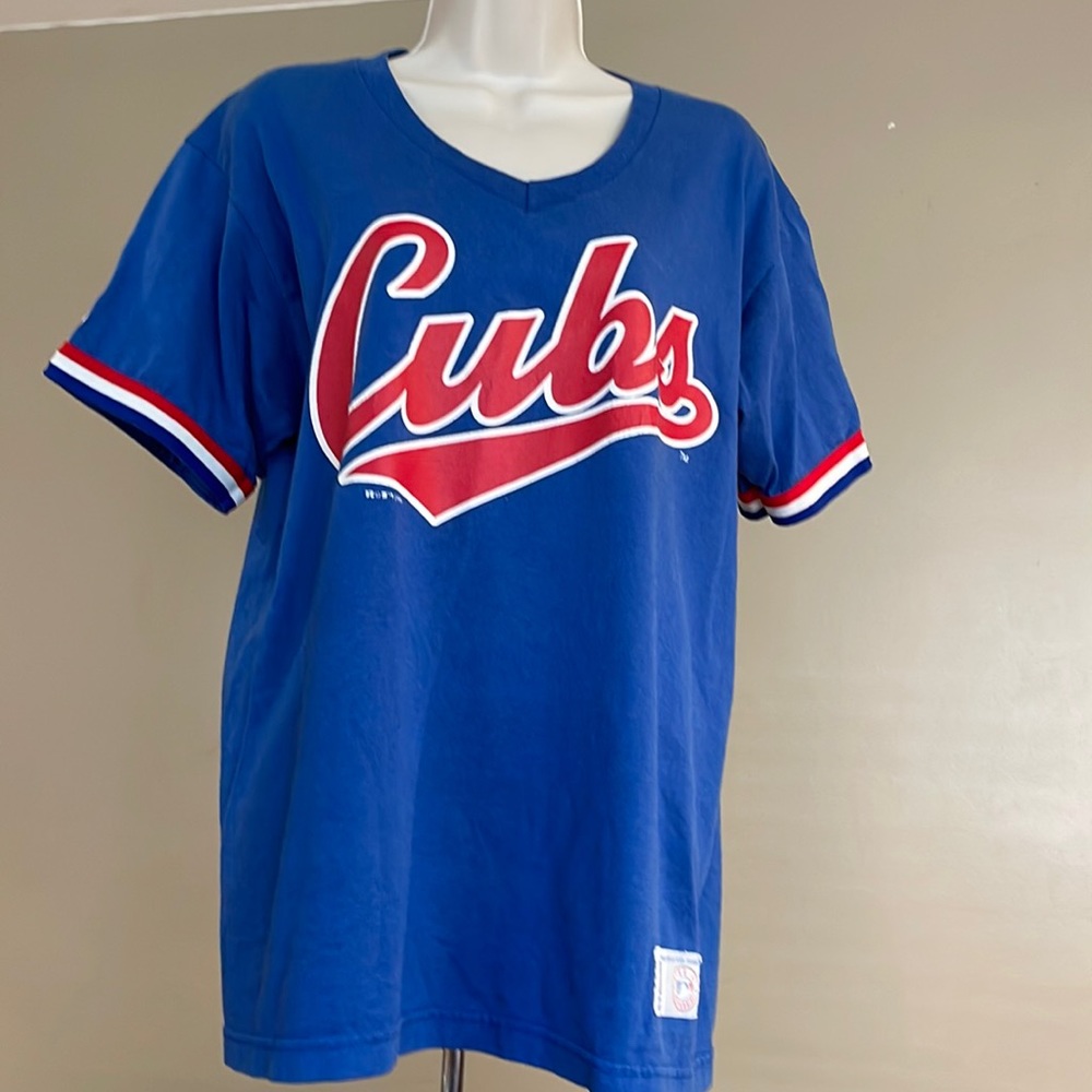 Vintage Chicago Cubs shirt